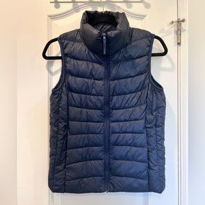 Uniqlo Ultra Light Down Vest (S)